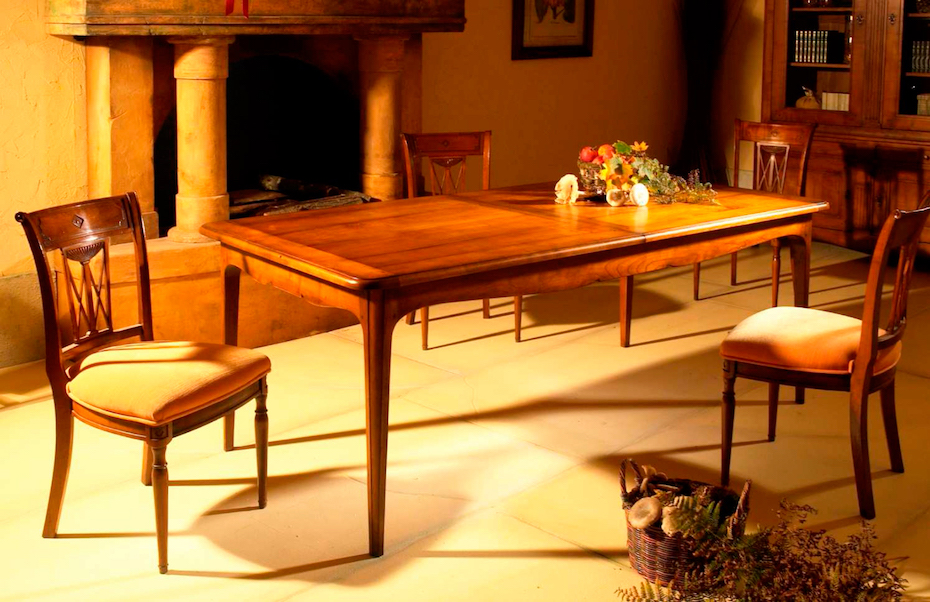 Richelieu-furnitres-rectangular-table